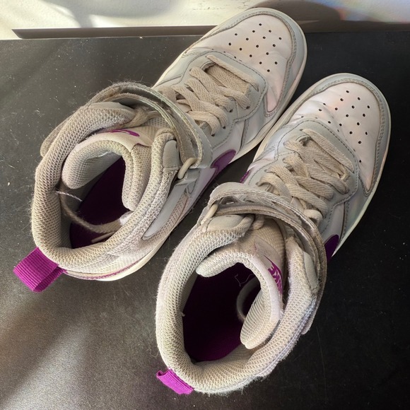 Nike Court Borough Mid 2 Sneakers Shoes Youth Size 5.5Y CD7782-009 White Purple - Picture 7 of 9